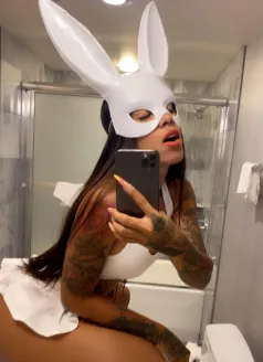  Александра, 25, 